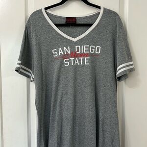 SDSU San Diego State shirt tee | v neck | size 2xl